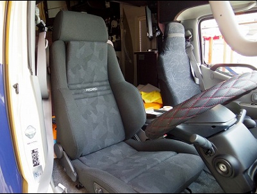 RECARO�i���J���V�[�g�j�@TOYOTA�@�J�����[�h�@KDY281���@�Ɂ@�I���\�y�hAN220HV�@BK�@����