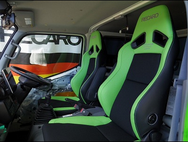 HINO�@�f���g���@XZU605M�@�Ɂ@RECARO�i���J���j�@SR-7F�@Lassic�@�O���[���@�~���E�@����