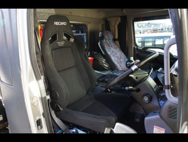 RECARO�i���J���V�[�g�j�@����@�����W���[�v���@�Ɂ@RECARO�i���J���j�@SR-7F�@GK100�@BK/BK�@�A�[�����X�g�t���@����