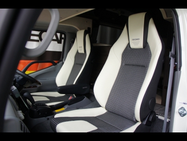 RECARO�i���J���V�[�g�j�@TOYOTA�@�J�����[�h�@�L�����s���O�J�[�i2016�N�j�@�Ɂ@RECARO�i���J���j�@LX-F�@IL110H�@���@�A�[�����X�g�t���@�~���E�@����