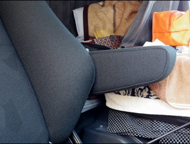 MITSUBISHI�@�ӂ����@�t�@�C�^�[�@4t�@FK61�i2018�N�j�@�Ɂ@RECARO�i���J���j�@�G���S���hMV�@BK�@�A�[�����X�g�t���@����