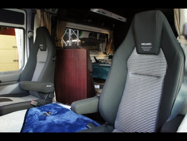 RECARO�i���J���V�[�g�j�@TOYOTA�@�R�[�X�^�[�@B60/70�@�Ɂ@RECARO�i���J���j�@LX-F�@IN110�@BK�@�V�[�g�q�[�^�[�t���@A/R�@�~���E�@����