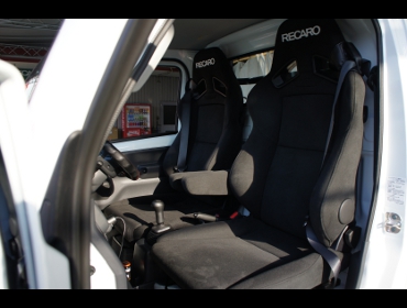 SUZUKI�@�L�����[�@DA16T�@�Ɂ@RECARO�i���J���j�@SR-7F�@KK100�@BK�@�A�[�����X�g�t���@�~���E�@����