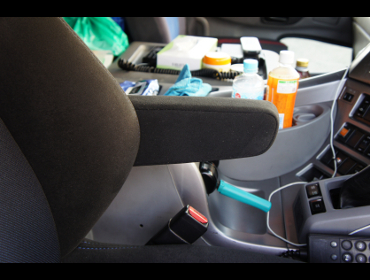 NISSAN�@�N�I���@�g���[���[�w�b�h�@�Ɂ@RECARO�i���J���j�@SR-7F�@GK100�@BK/BL�@�A�[�����X�g�t���@����