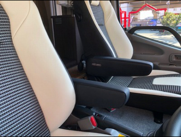 TOYOTA�@�i�b�c�i�N���A�j�@�L�����s���O�J�[�i2019�N�j�@�Ɂ@RECARO�i���J���j�@LX-F�@IL110H�@�A�[�����X�g�t���@�~���E�@����