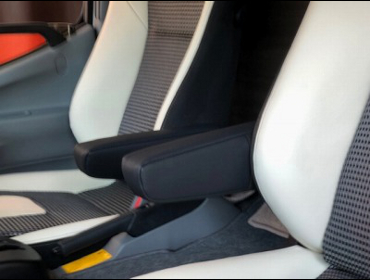 TOYOTA�@�i�b�c�i�N���A�j�@�L�����s���O�J�[�i2019�N�j�@�Ɂ@RECARO�i���J���j�@LX-F�@IL110H�@�A�[�����X�g�t���@�~���E�@����