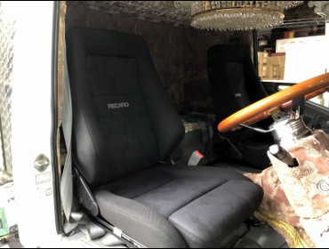 �O�H�ӂ����@�L�����^�[�@FE50EB�@�Ɂ@RECARO�i���J���j�@�G���S���hMV�@�~���E�@����