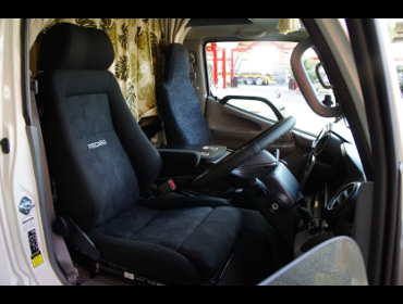 TOYOTA�@�o���e�b�N�@�L�����s���O�J�[�@ZIL522�i2019�N�j�@�Ɂ@RECARO�i���J���j�@�G���S���hMV�@BK�@�V���[�g���H�@����