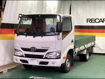 TOYOTA�@�g���G�[�X�@TRY230�i2019�N�j�@�Ɂ@RECARO�i���J���j�@SR-7F�@KK100�@RED�@�A�[�����X�g�t���@����