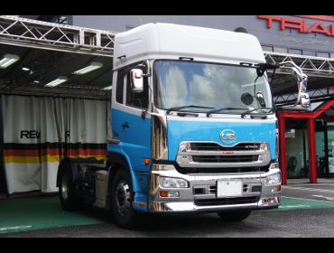 UD�g���b�N�X�@�N�I���i2011�N3���j�@�Ɂ@RECARO�i���J���j�@LX-F�@TR�@NN�@BK�@�V�[�g�q�[�^�[�t���@���@�A�[�����X�g�t���@����