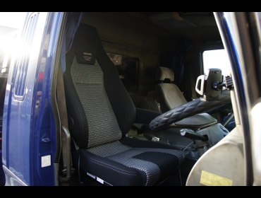 MITSUBISHI�@�t�@�C�^�[�@FK612J�@�G�A�T�X�V�[�g�ԁi1996�N�j�@�Ɂ@RECARO�i���J���j�@LX-F�@IN110�@BK�@A/R�@�A�[�����X�g�t���@����