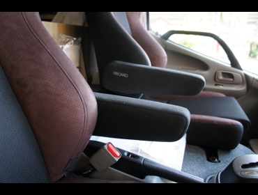 TOYOTA�@�J�����[�h�@�Ɂ@RECARO�i���J���j�@SR-7F�@GU100�@�u���E���@�A�[�����X�g�t���@�~���E�@����