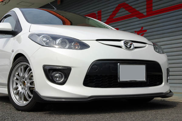 フロントリップスポイラー